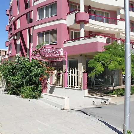 公寓 Club Complex 内塞伯尔