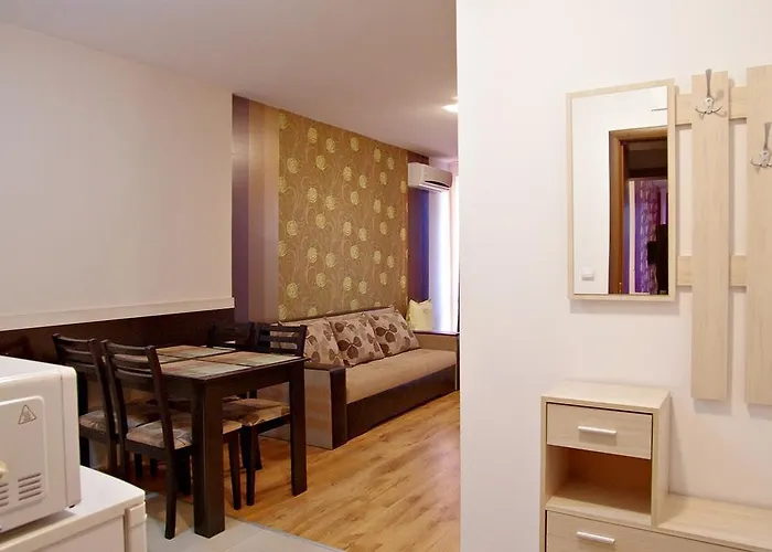 Club Complex Apartman *