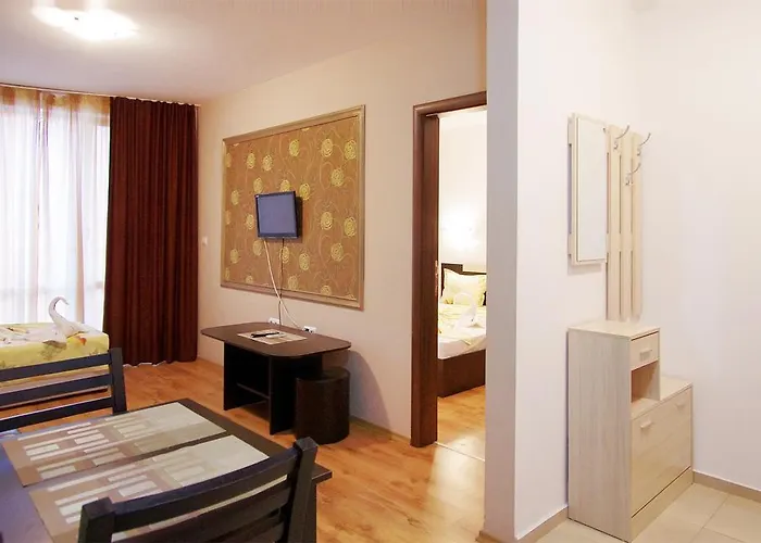 Apartman Club Complex *