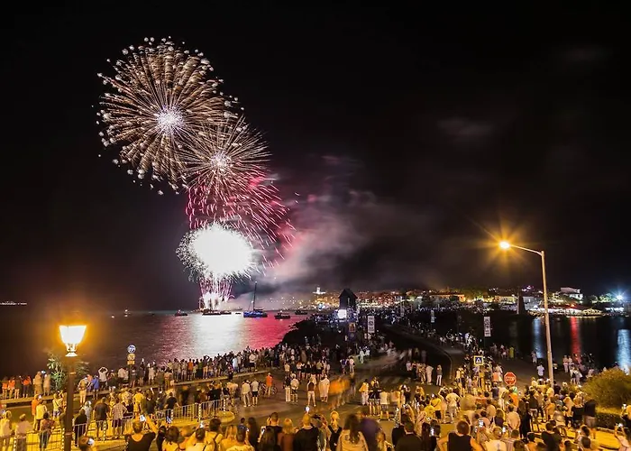 Club Complex Apartman *